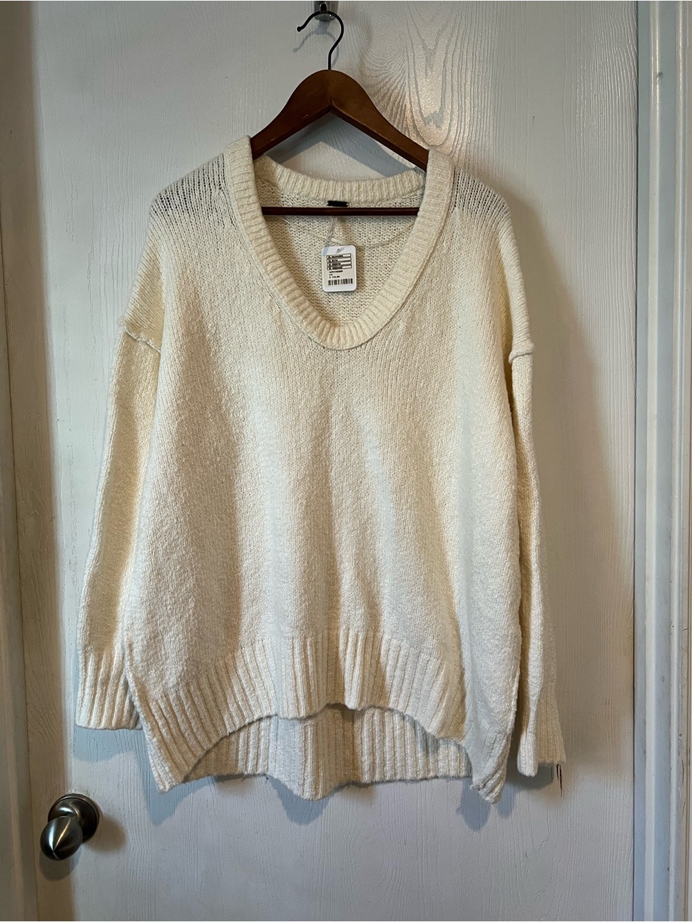 Free People Sweater  V-Neck Pullover Ivory Oversized Women Sz XS NWT
